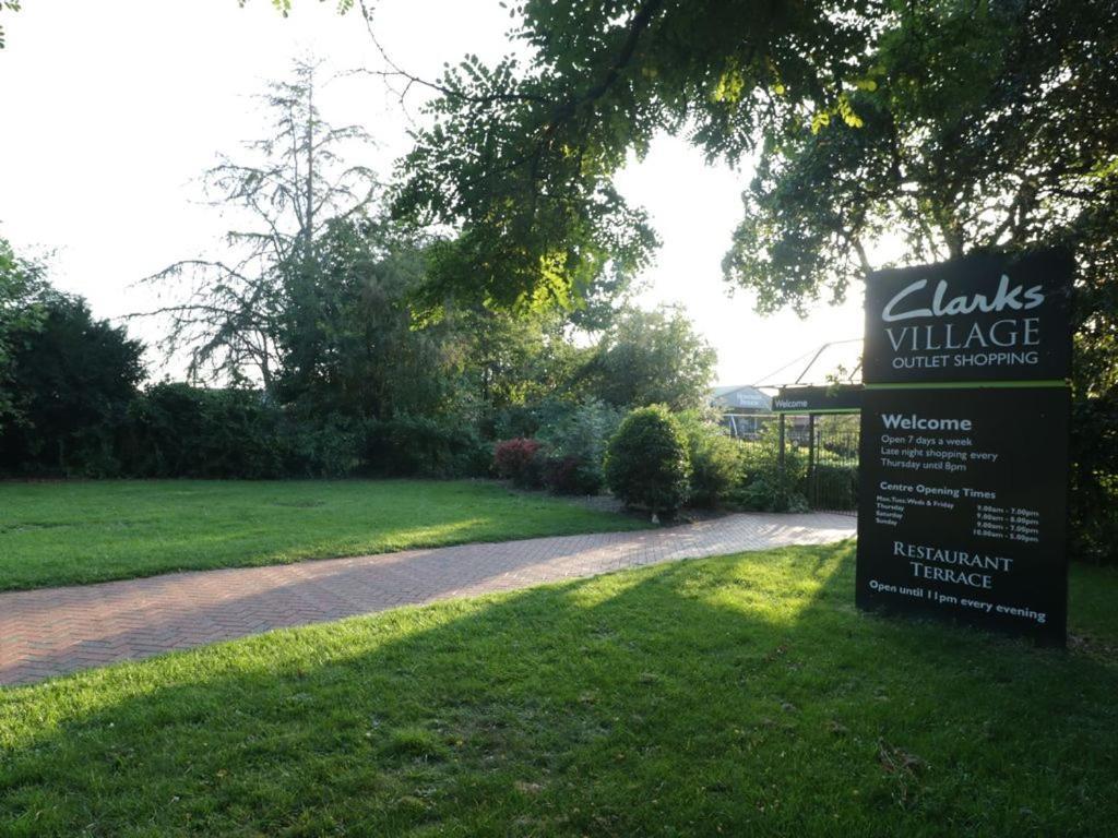 The Nest - Family Friendly Caravan Nr Glastonbury & Street Somerton  Zewnętrze zdjęcie